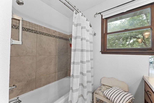 189 Pierce Pl, Forsyth, MO 65653 - full bath with shower / bath combo and vanity