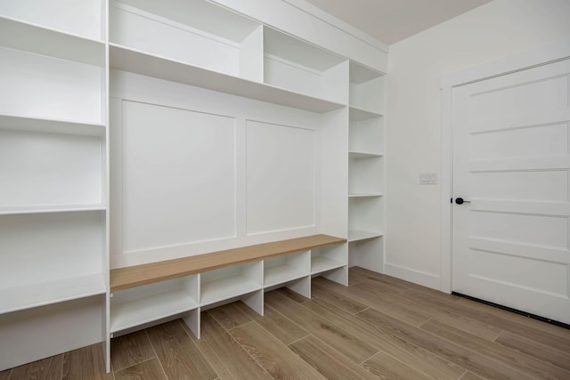 2112 N Sun Valley Dr, Springfield, MO 65802 - mudroom featuring wood finished floors