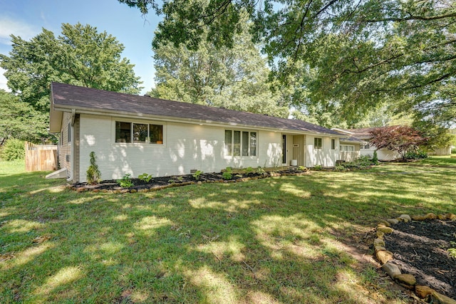 1923 S Cedarbrook Ave, Springfield, MO 65804 - ranch-style home featuring brick siding