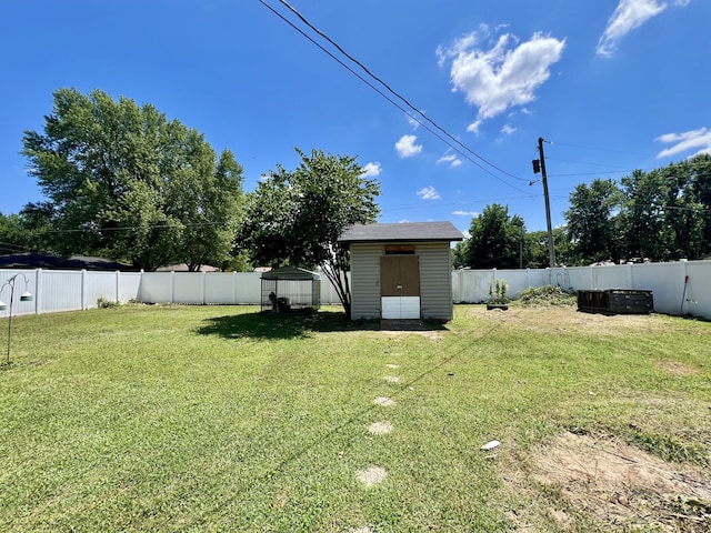 817 Fillmore St, Mount Vernon, MO 65712 - fenced backyard featuring a shed