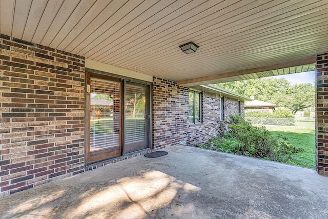 1011 W Tracy St, Springfield, MO 65807 - view of patio