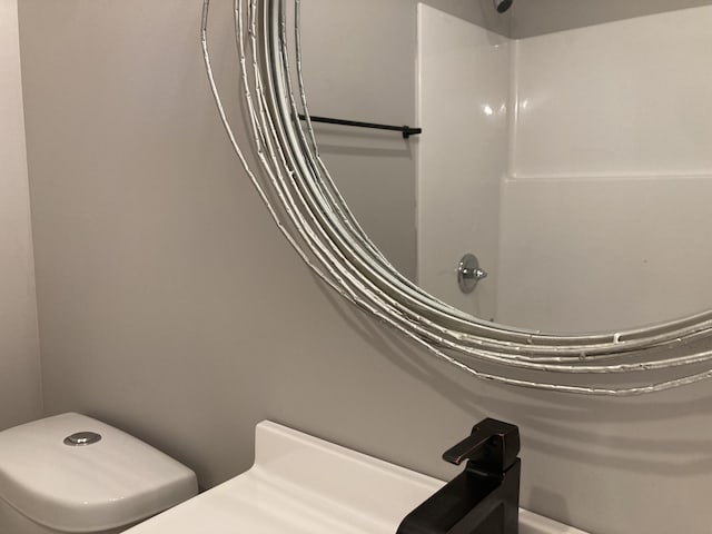 507 W Clouse St, Mountain Grove, MO 65711 - bathroom view of toilet and vanity