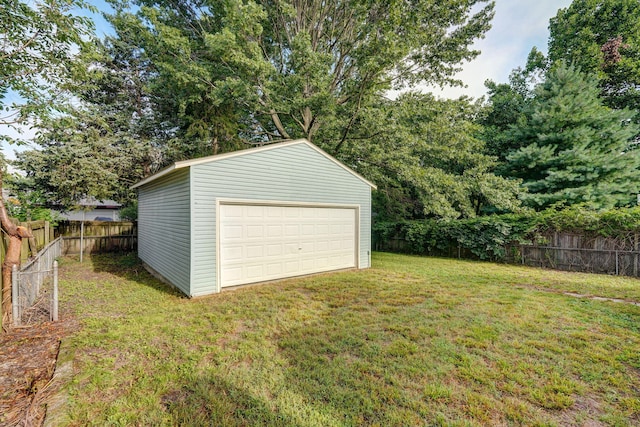 533 N Main St, Republic, MO 65738 - view of detached garage