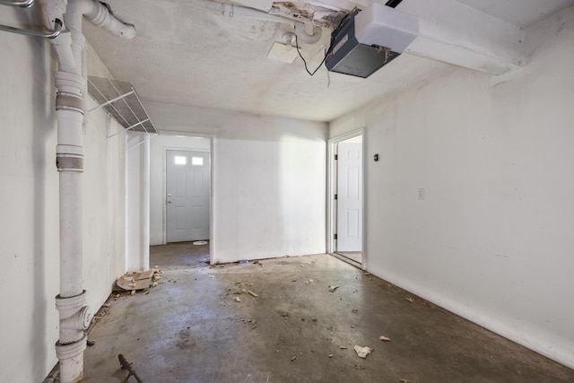 2266 E Barataria St, Springfield, MO 65804 - view of garage