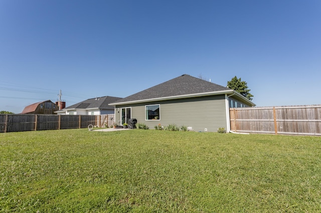 622 N Dean Ln, Republic, MO 65738 - rear view of house featuring a fenced backyard and a shingled roof