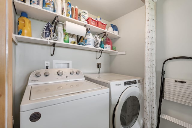 2616 Schupbach Rd, Clever, MO 65631 - washroom featuring washer and clothes dryer