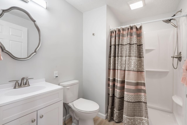 2616 Schupbach Rd, Clever, MO 65631 - full bath with vanity and a shower with shower curtain