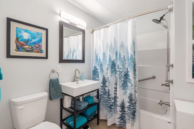 2616 Schupbach Rd, Clever, MO 65631 - bathroom featuring a textured ceiling and shower / bath combo