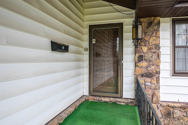 2311 E Meadow Dr, Springfield, MO 65804 - entrance to property