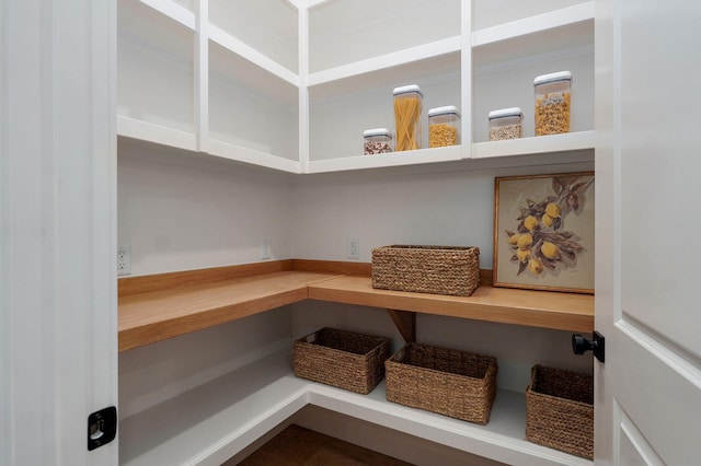 3945 E Woodhue St, Springfield, MO 65802 - view of pantry