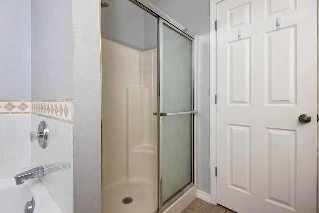 805 S Benson Pl, Nixa, MO 65714 - full bath featuring a stall shower and a bath
