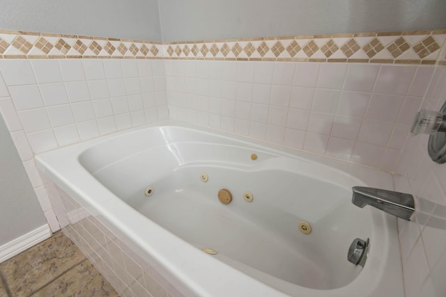 805 S Benson Pl, Nixa, MO 65714 - full bath featuring a jetted tub