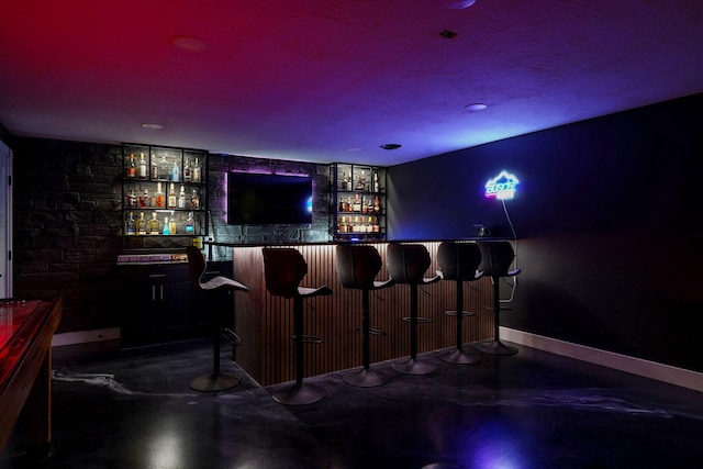 12163 State Highway Tt, Republic, MO 65738 - indoor dry bar featuring finished concrete flooring