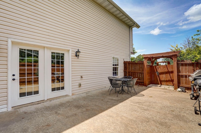 823 Mcvey St, Mount Vernon, MO 65712 - view of patio / terrace with outdoor dining space
