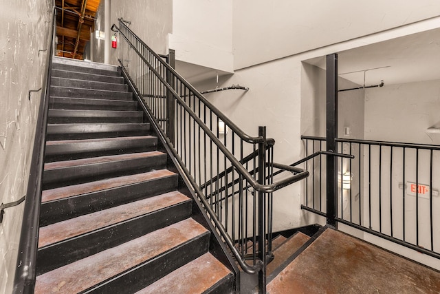 509 W Olive St Unit 206, Springfield, MO 65806 - stairway featuring concrete floors