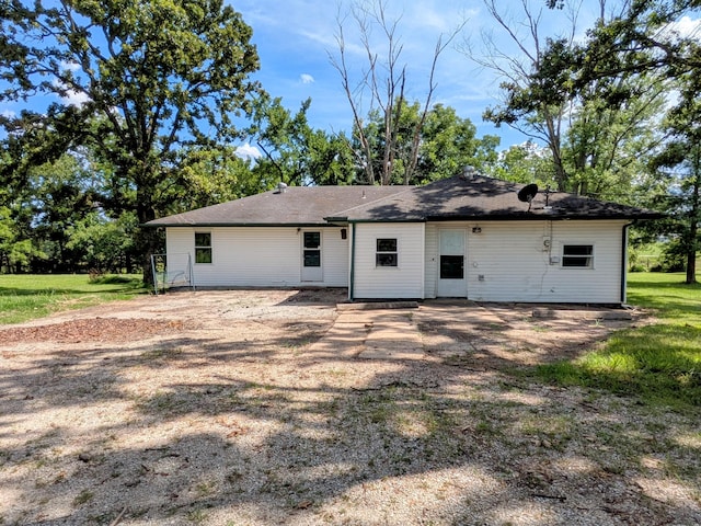 13802 E State Highway 76, Taneyville, MO 65759 - back of house