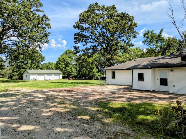 13802 E State Highway 76, Taneyville, MO 65759 - view of green lawn