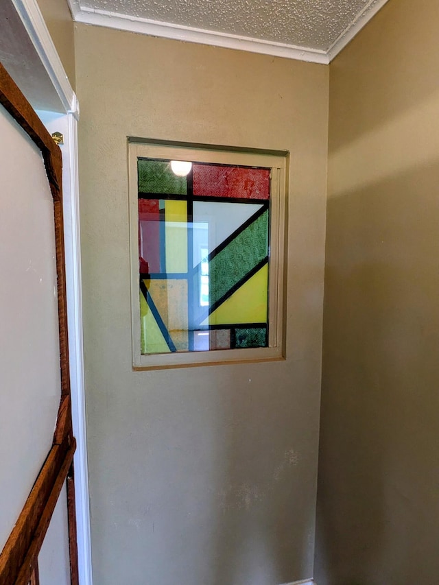 13802 E State Highway 76, Taneyville, MO 65759 - detailed view of ornamental molding