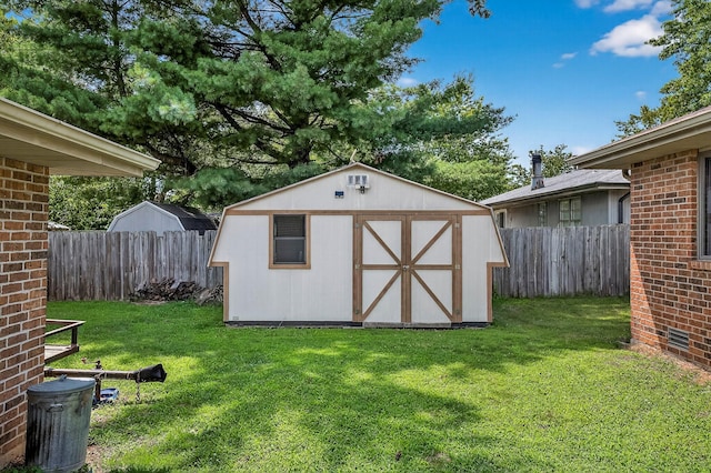 2812 E Linwood St, Springfield, MO 65804 - view of shed featuring a fenced backyard