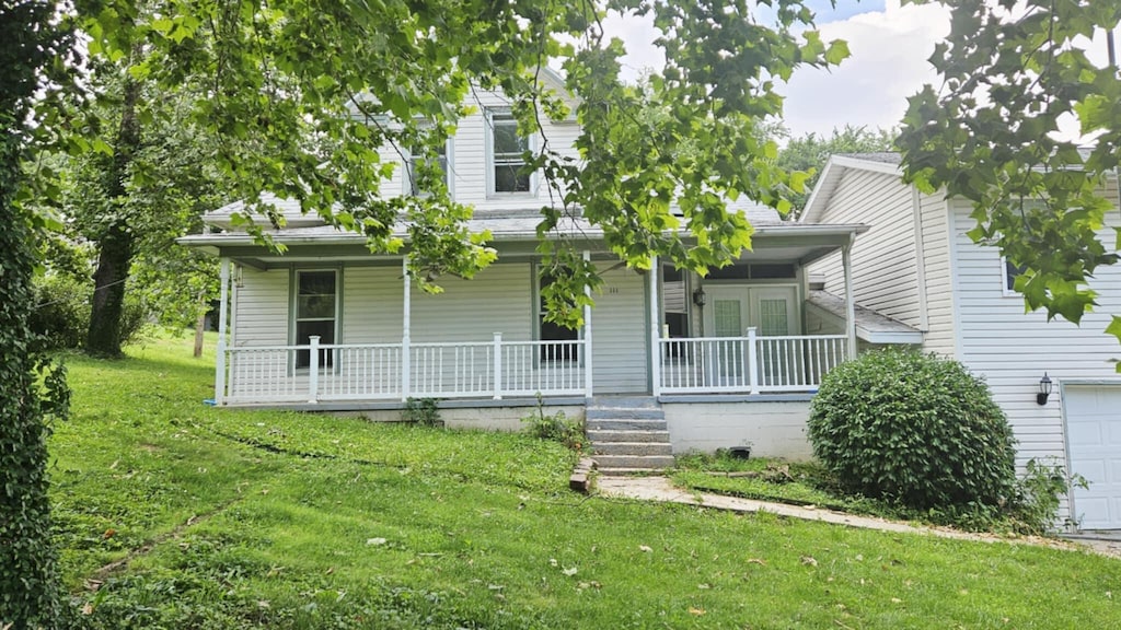 111 W 8th St, Galena, MO 65656 - photo 1