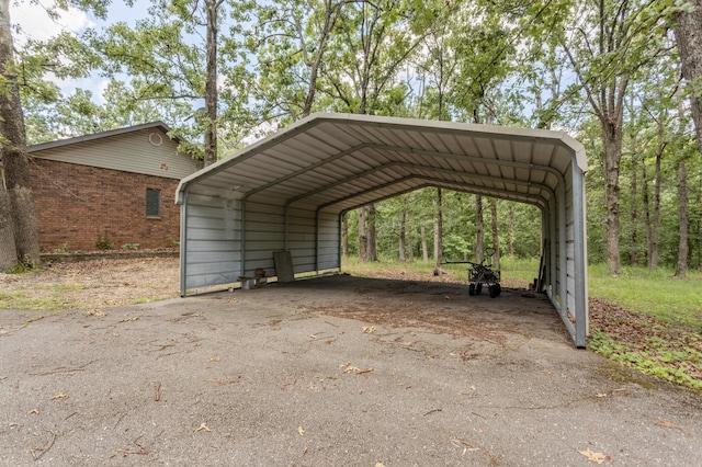 6337 S Farm Road 31, Billings, MO 65610 - view of car parking with a carport and driveway