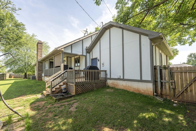3477 W Broadmoor Ct, Springfield, MO 65807 - rear view of house featuring a gate and a wooden deck