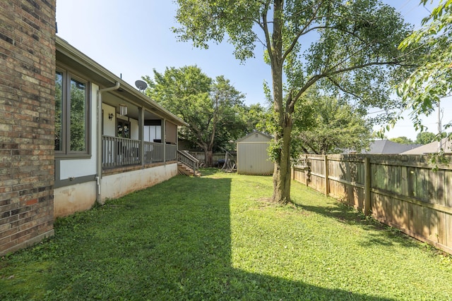 3477 W Broadmoor Ct, Springfield, MO 65807 - view of yard featuring a shed