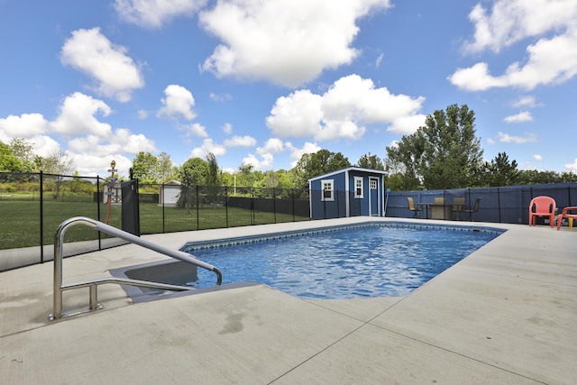 360 Durango Ln, Billings, MO 65610 - view of pool featuring an outbuilding and a patio