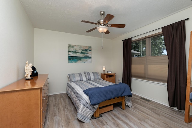 360 Durango Ln, Billings, MO 65610 - bedroom featuring light wood-style flooring and a ceiling fan