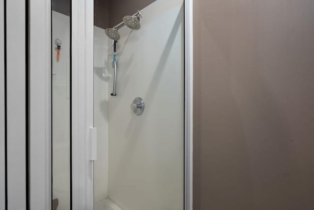 3931 E Stanford St, Springfield, MO 65809 - full bathroom featuring a stall shower