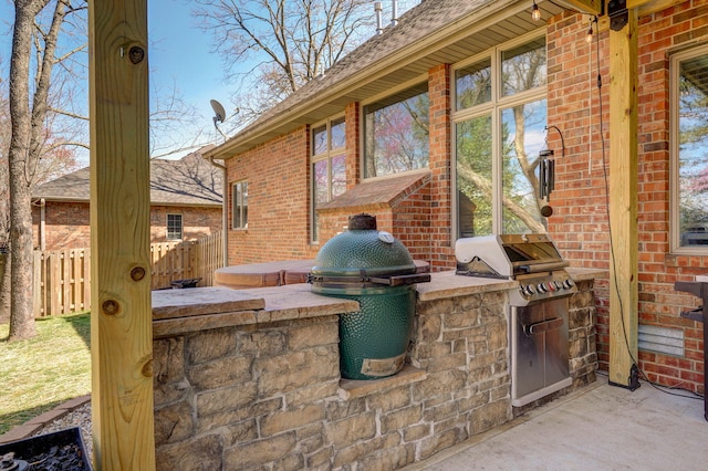 3931 E Stanford St, Springfield, MO 65809 - view of patio / terrace featuring exterior kitchen