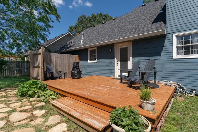 2311 S Golden Ave, Springfield, MO 65807 - view of deck