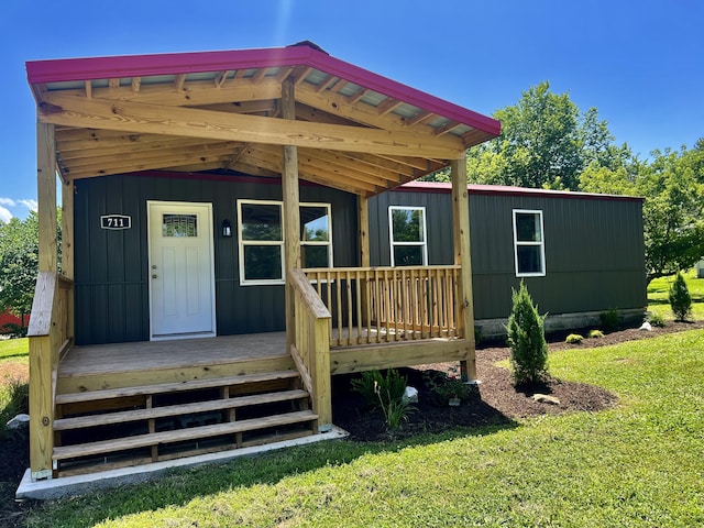 711 W Woodbine Rd, Ash Grove, MO 65604 - entrance to property with a lawn