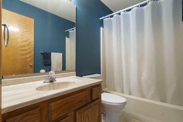 508 N Cherry Cir, Nixa, MO 65714 - full bath with a textured ceiling, vanity, shower / tub combo with curtain, and tile patterned flooring