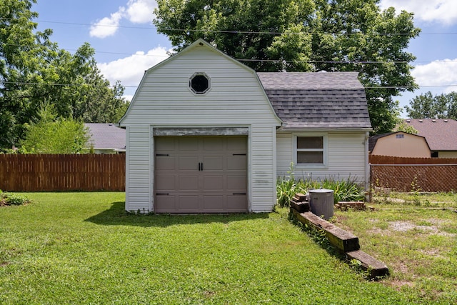 508 N Cherry Cir, Nixa, MO 65714 - view of garage