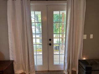 134 Meadowbrook Ln, Walnut Shade, MO 65771 - entryway with french doors