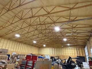 134 Meadowbrook Ln, Walnut Shade, MO 65771 - view of garage