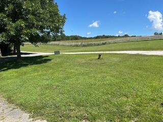 134 Meadowbrook Ln, Walnut Shade, MO 65771 - surrounding community featuring a lawn