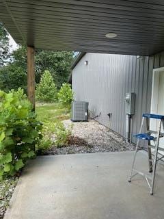 134 Meadowbrook Ln, Walnut Shade, MO 65771 - view of patio / terrace