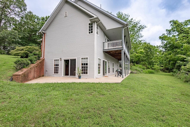 280 Center Rd, Ozark, MO 65721 - rear view of property with a patio and a lawn