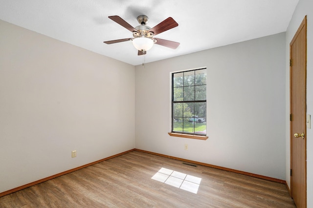 904 N 41st St, Nixa, MO 65714 - unfurnished bedroom with light wood-style floors and a ceiling fan