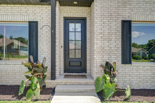 1240 E Keeling Pl, Bolivar, MO 65613 - entrance to property featuring brick siding