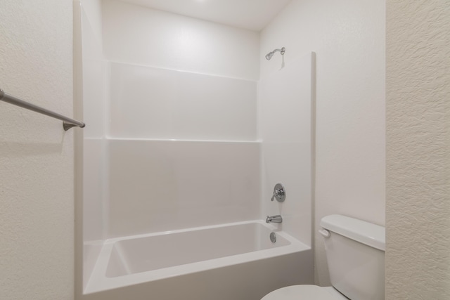 37 Lantern Bay Ln Unit 3, Branson, MO 65616 - full bath featuring shower / bathtub combination and a textured wall