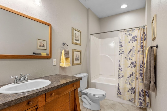 277 Country Bluff Dr, Branson, MO 65616 - bathroom with tile patterned floors, vanity, and shower / bath combo