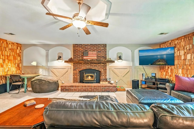 107 Oakwood Dr, Branson, MO 65616 - living area with a ceiling fan