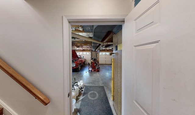 107 Oakwood Dr, Branson, MO 65616 - hall with concrete flooring