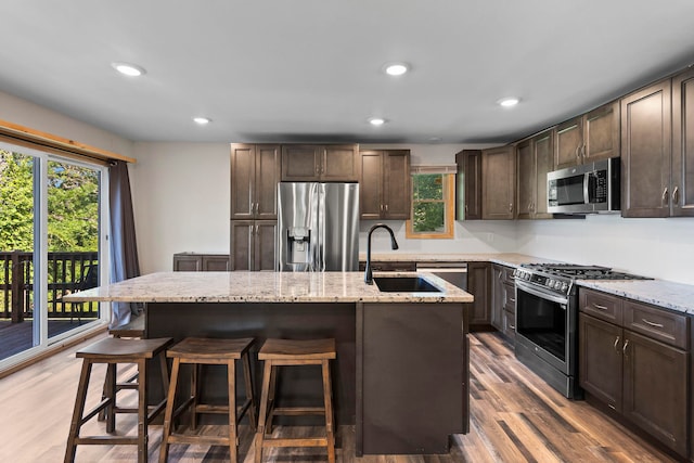 594 Labradore Ln, Lampe, MO 65681 - photo 1