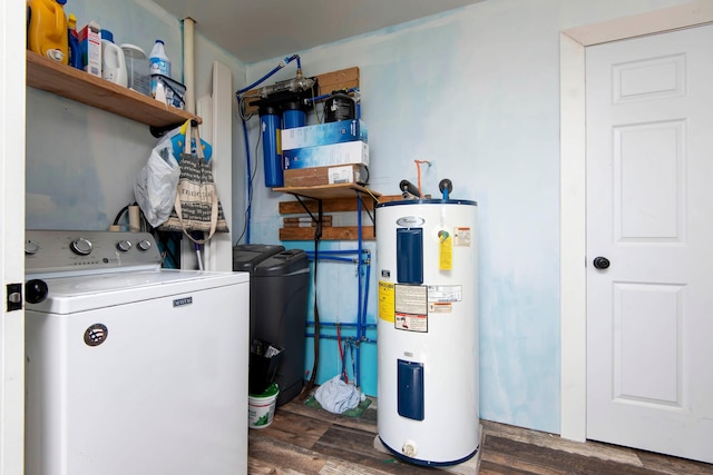 361 Durington Rd, Buffalo, MO 65622 - laundry area featuring washer / clothes dryer, water heater, and wood finished floors