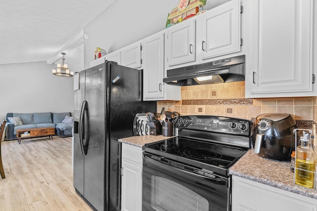 208 S Poplar Ct, Nixa, MO 65714 - kitchen with black appliances, under cabinet range hood, white cabinetry, backsplash, and light wood-type flooring