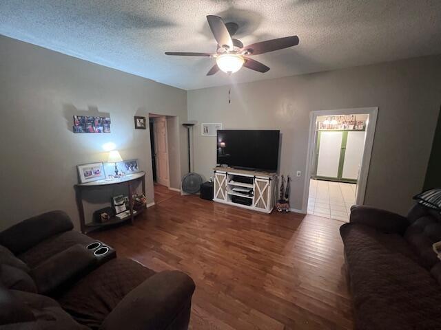 306 Water St, Alton, MO 65606 - photo 17